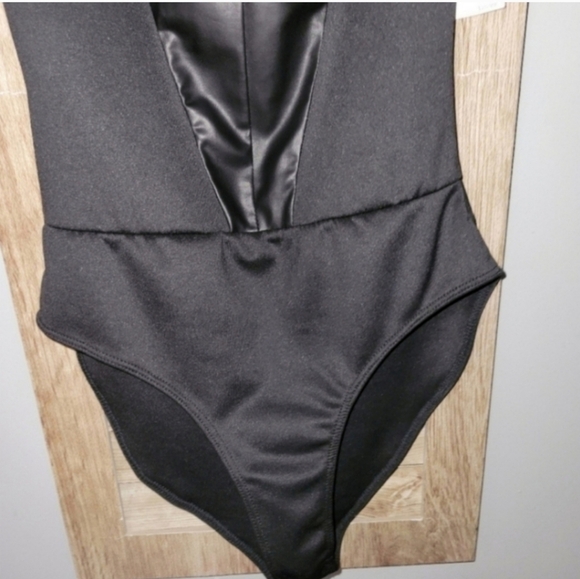 💋 5/20 Nwt charlotte russe bodysuit?? Or what???swimsuit maybe? - Picture 5 of 5